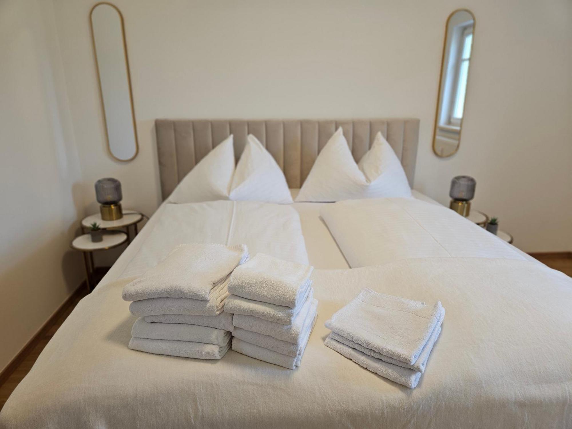 Flat Bull Appartement Mit Garten Sankt Lorenzen bei Knittelfeld ภายนอก รูปภาพ
